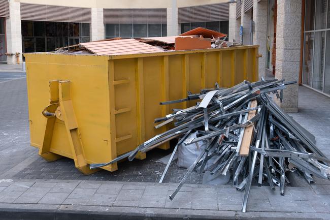 Roll-off Dumpster Rentals For Construction, Landscaping, and Demolition Projects